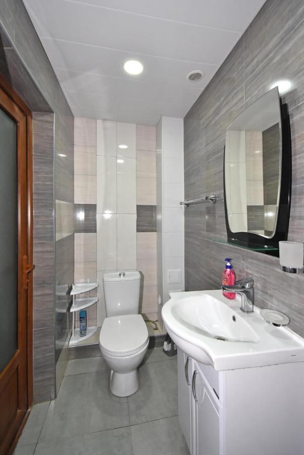 Apartment Near Sasundci Davit Metro Station Jerevan Buitenkant foto